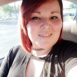 Meet your Posher, Evelyn